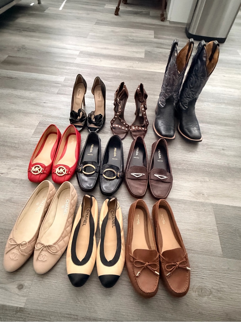 Lot of Chanel, Prada, Michael Kors, Valentino, Manolo Blahnik and Boulet shoes